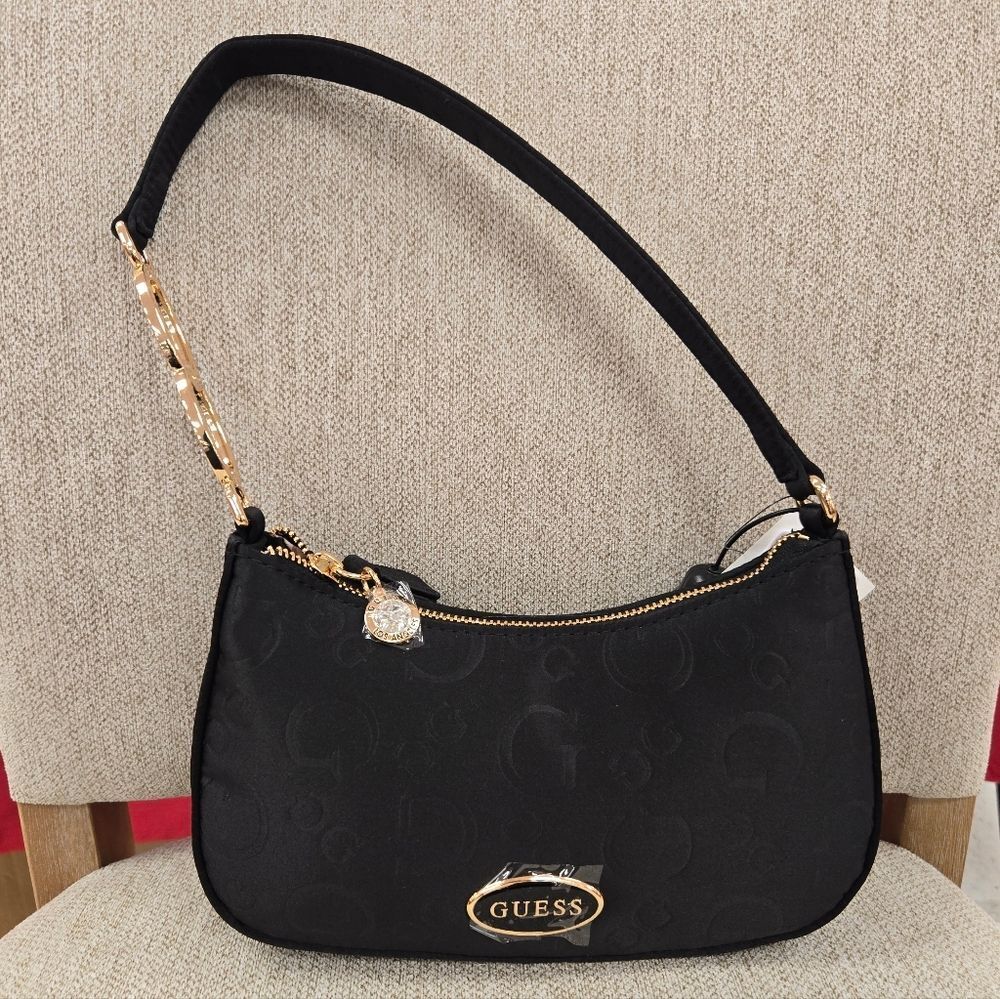GUESS Black Shoulder Handbag